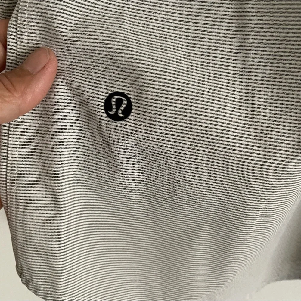 Lululemon Gray striped Long Sleeve Shirt size large